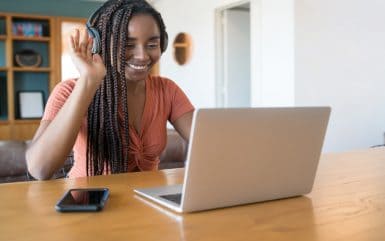 5 Ways Employees Benefit from Remote Work Monitoring Software