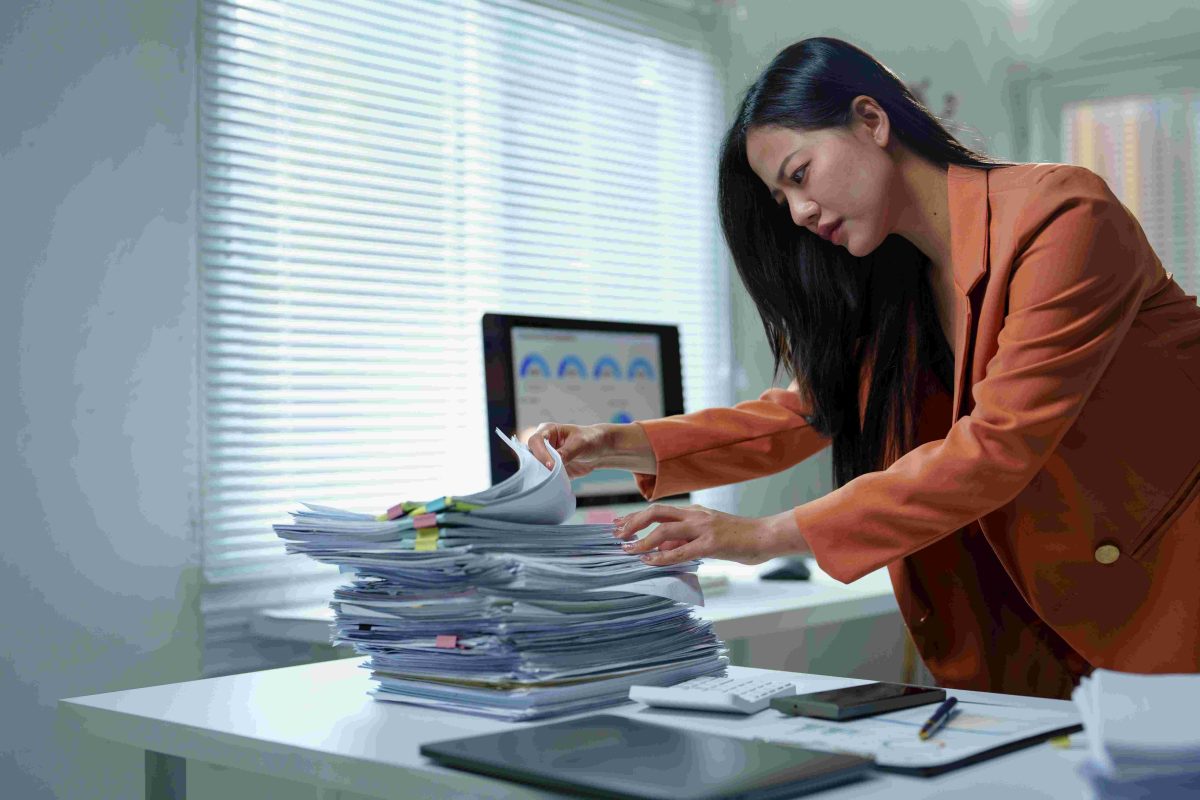 Embracing a Paperless HR with AI How CloudApper hrPad Transforms HR on Tablets