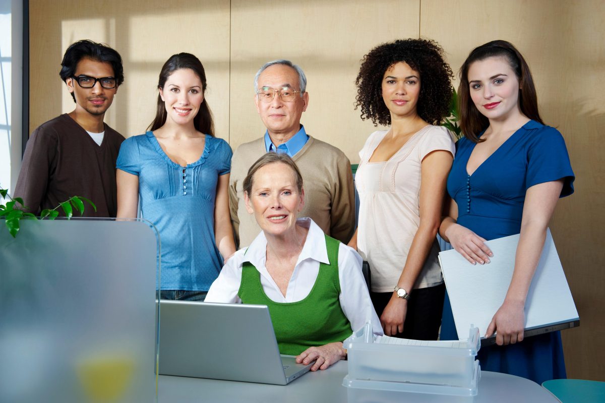 Managing a Growing Contingent Workforce: How CloudApper Streamlines HR, Compliance, and Communication