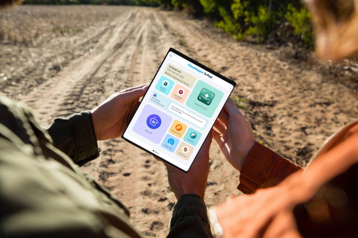 Optimizing Mobile Workforce Management in 2025 How hrPad Supports Dispersed Field Teams with AI
