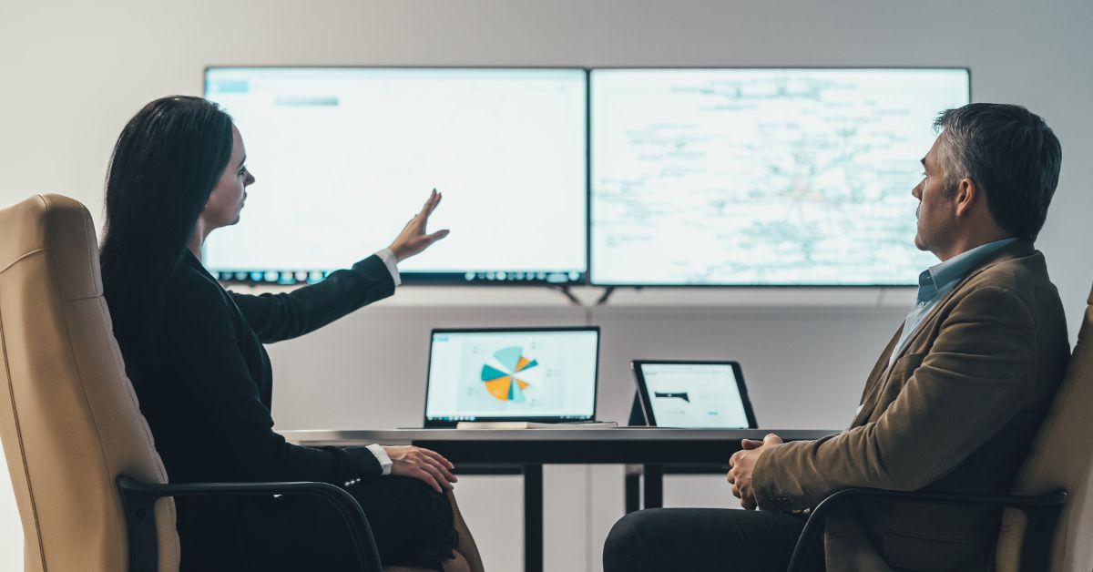 Track Onsite, Late, or Missing Staff in Real Time with hrPad