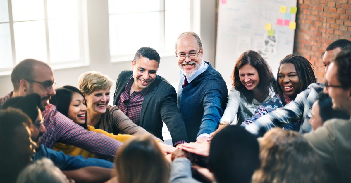 Why AI-Powered HR Self-Service Engages Hourly Workforce