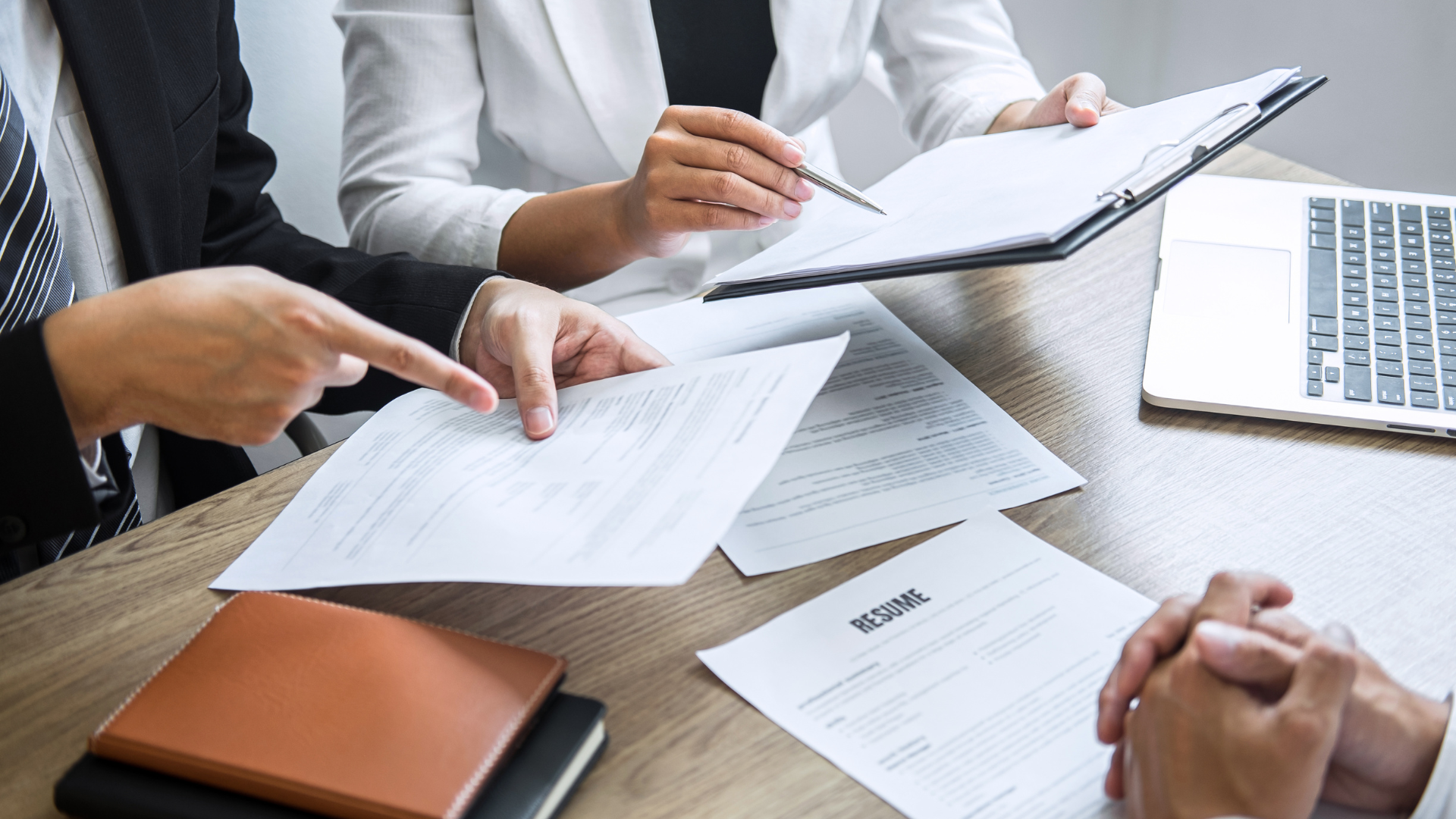 Detect AI-Based Cheating in Recruitment: How to Verify Real Skills in 2025